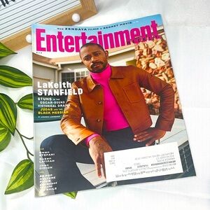 Entertainment Weekly Magazine